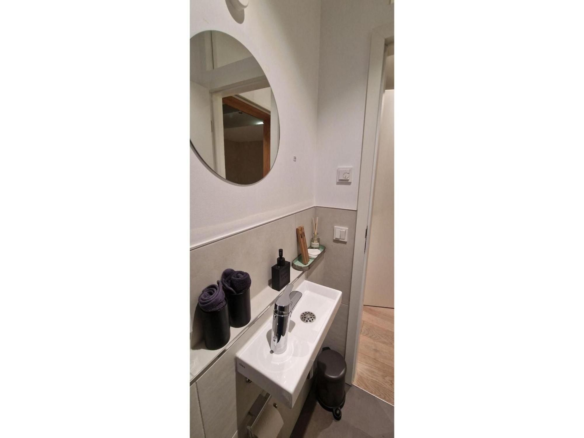 Stadtnahes Gaestezimmer Im Penthouse Bei Esi Τούμπινγκεν Εξωτερικό φωτογραφία
