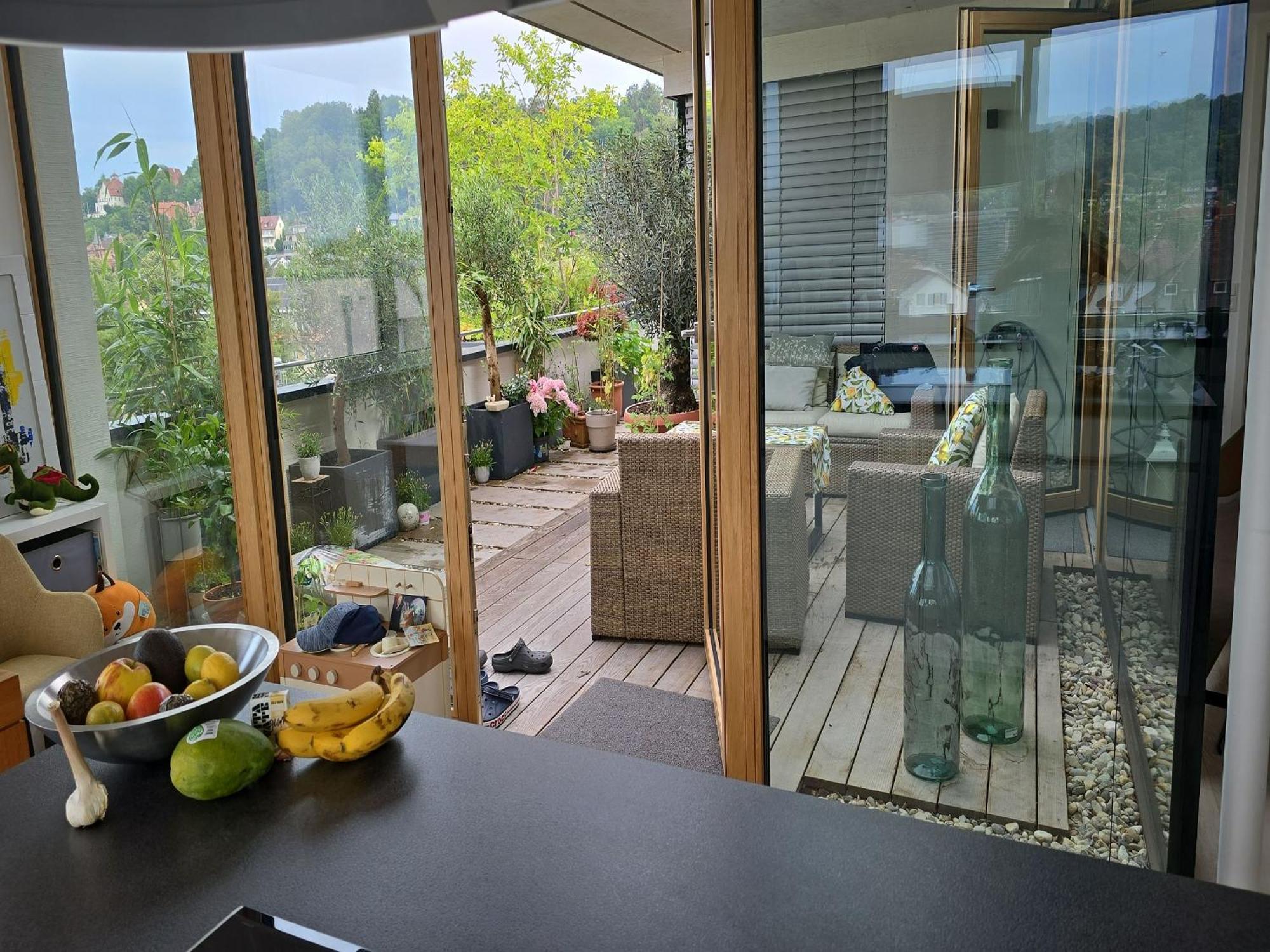 Stadtnahes Gaestezimmer Im Penthouse Bei Esi Τούμπινγκεν Εξωτερικό φωτογραφία